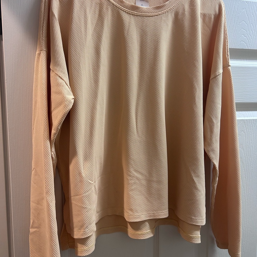 CALIA by Carrie Underwood Beige Long Sleeve Top